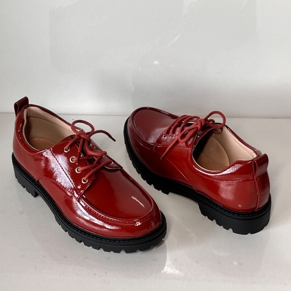 Journee Collection Zina Lace Up Oxford - Picture 2 of 7